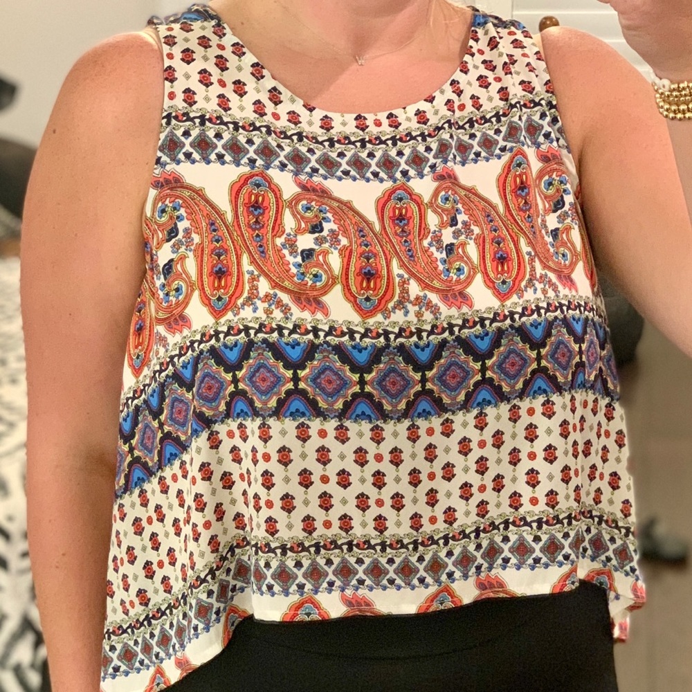 NWT Peach Love Crop Top